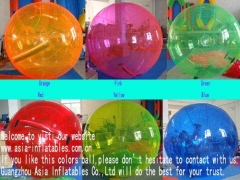 Kolorowa piłka wodna