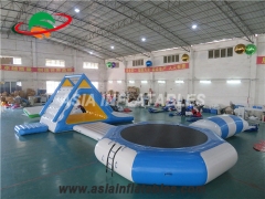 Kombinacja trampoliny wodnej