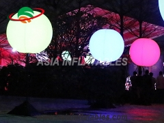 Statyw podświetlany balonem